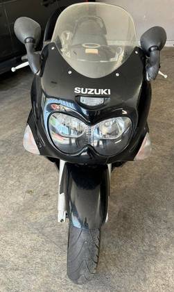 SUZUKI GSX 750 F SUZUKI GSX 750 F